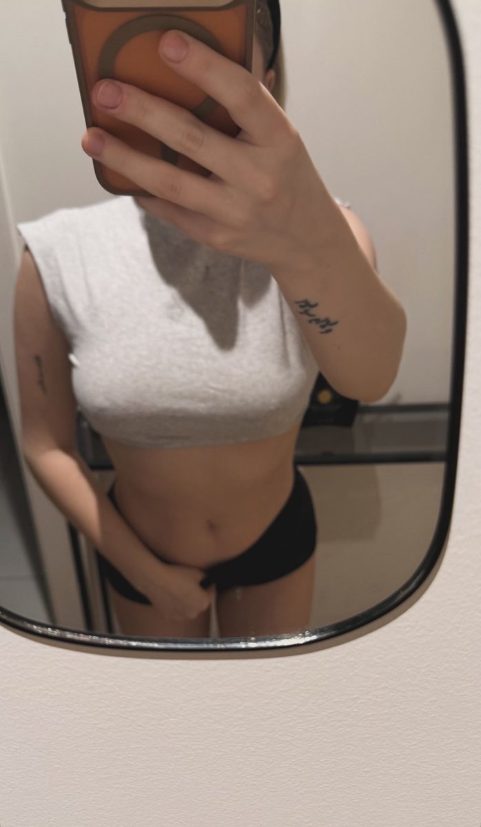 terkablauf's tweet photo. Napistee nekdo ted jsem se vzbudila😘 https://t.co/2A9BSCK2v3
