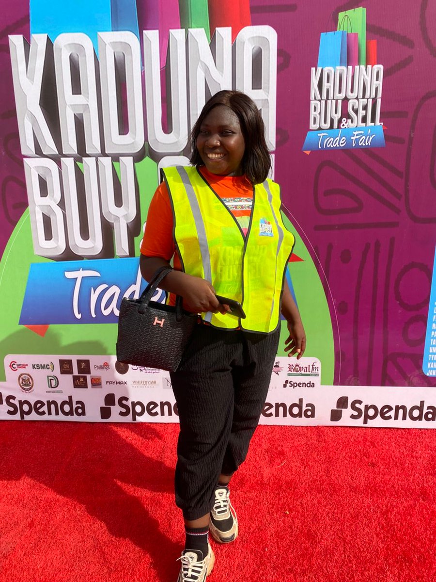 Music promoter| Blogger| Event/brand publicist tweet media