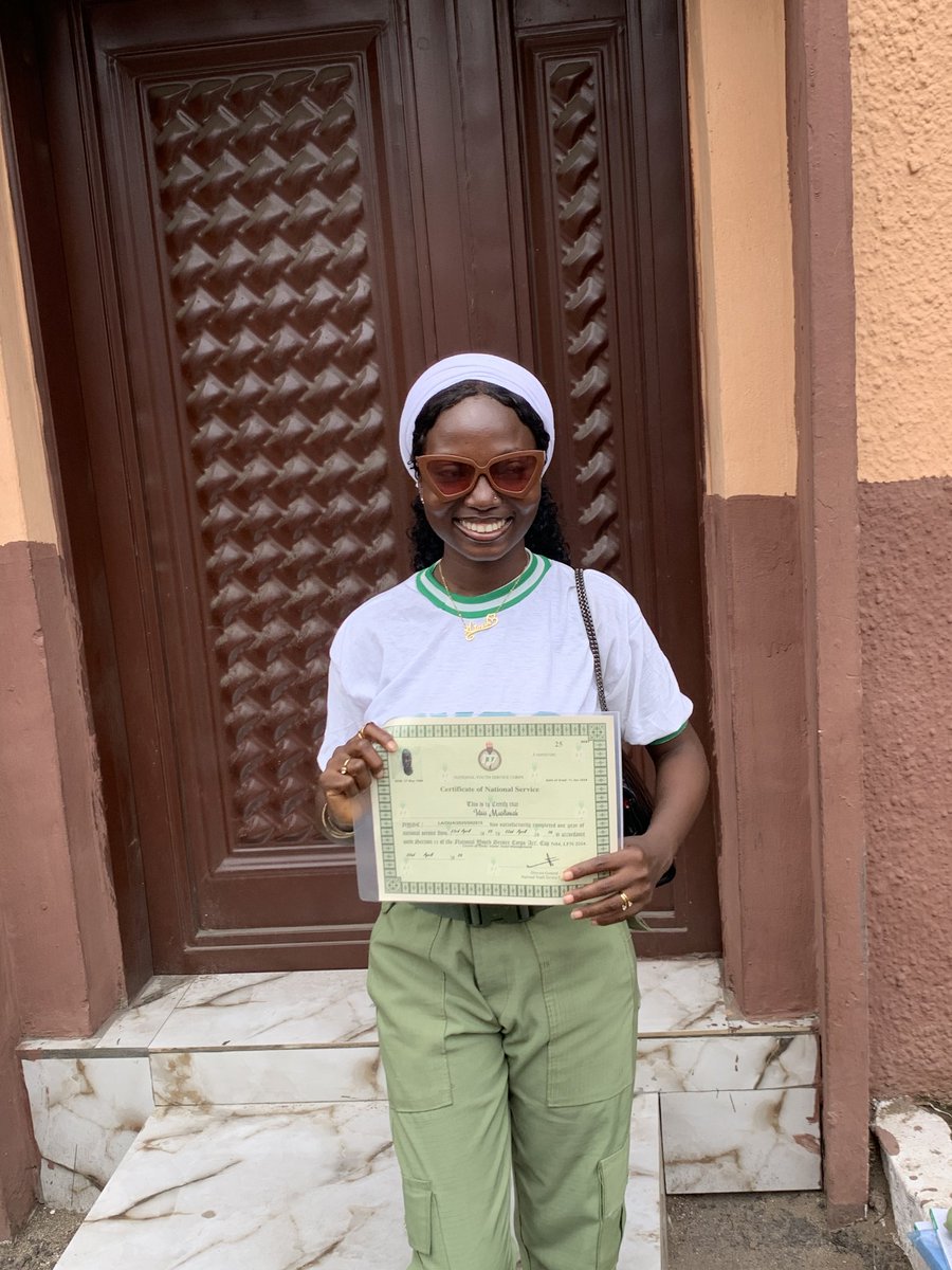 dharmiiee__'s tweet photo. Served 🥂 
 Nysc Done ✅ https://t.co/pSaeSGyKZD