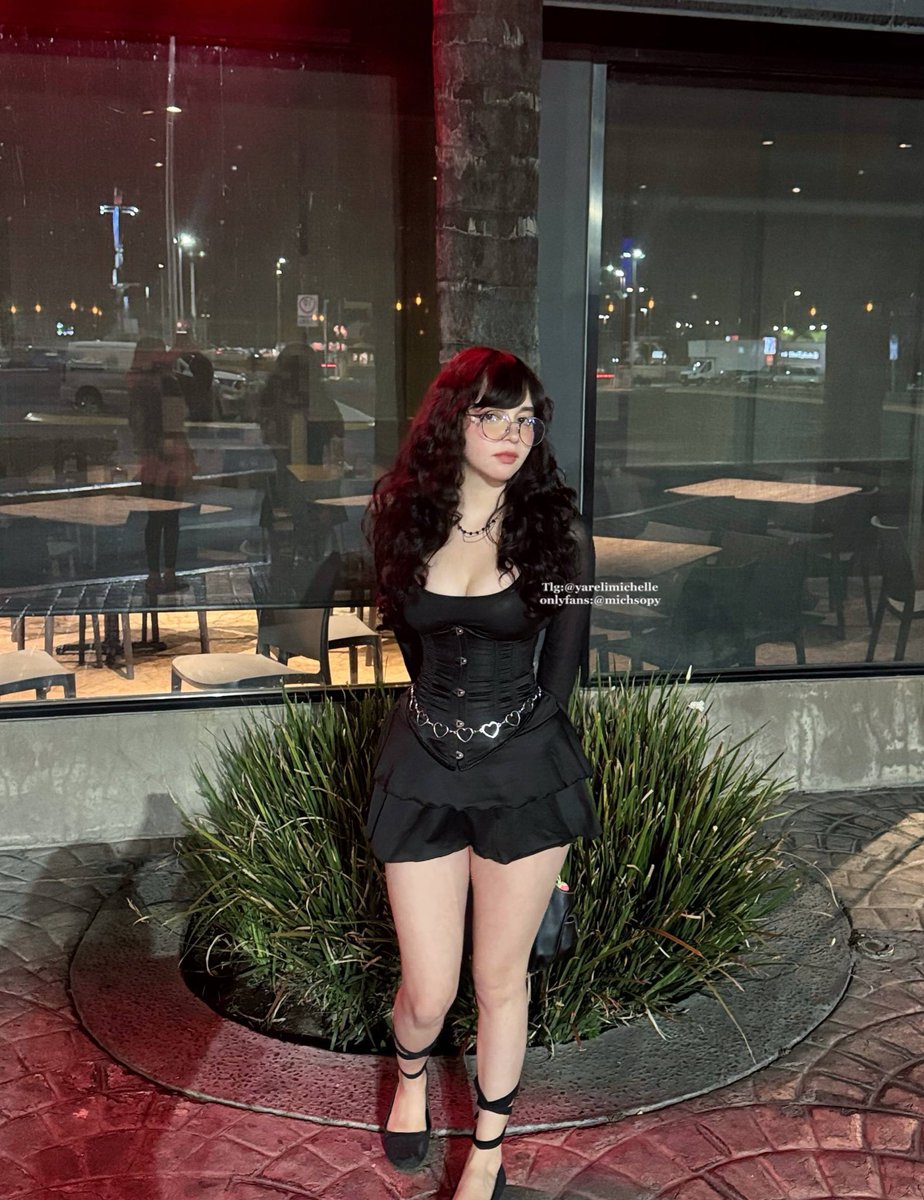 Yarelimichelle__ tweet media