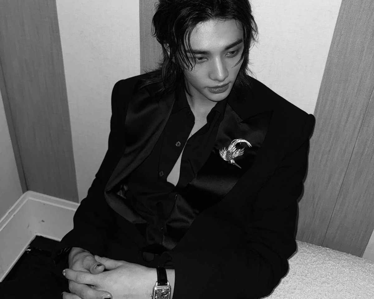 havenfiIm's tweet photo. hyunjin instagram update 

“@Cartier #CartierHighJewelry #CartierEnEquilibre #ad”

#HYUNJINxCARTIER https://t.co/5qgFxYj8DF