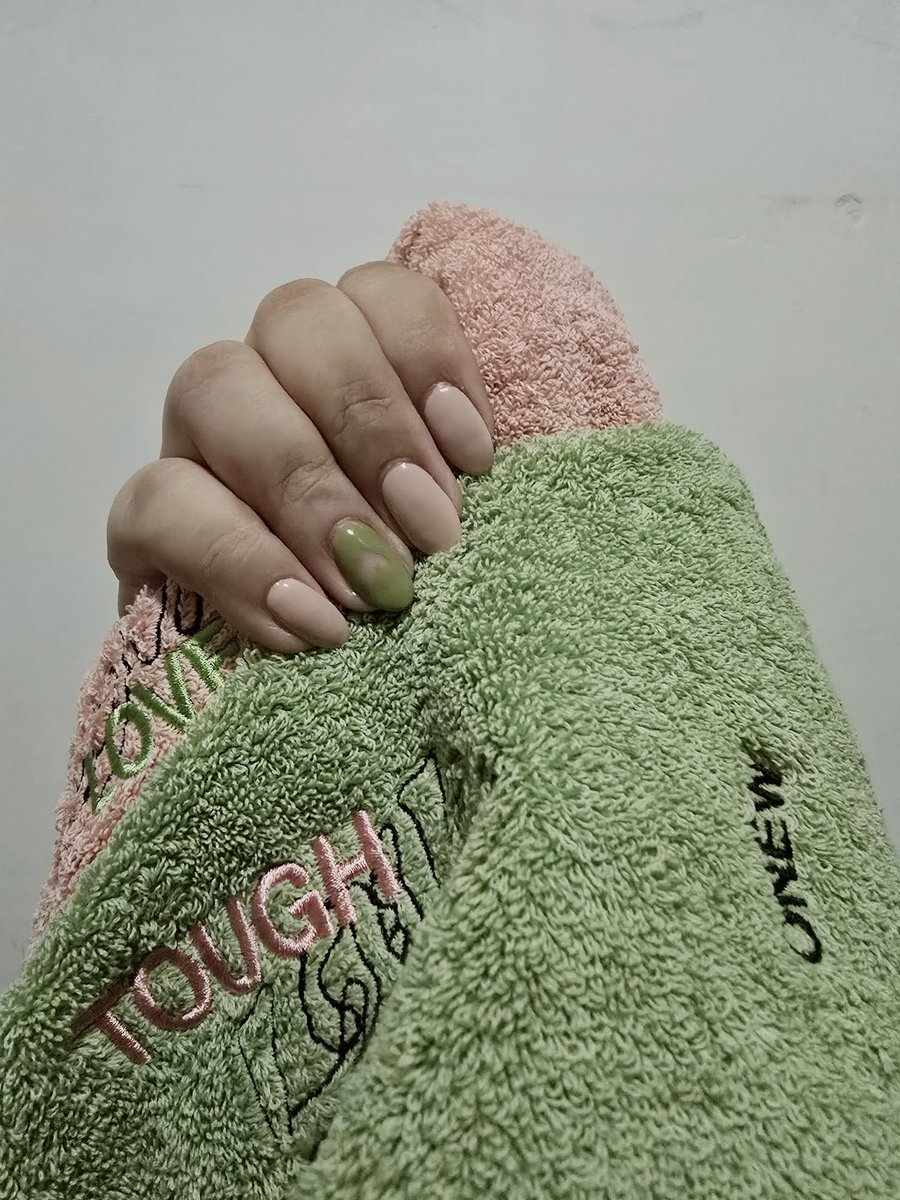 elle (semi-ia) tweet media