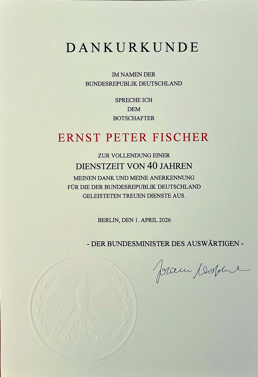Peter Fischer tweet media