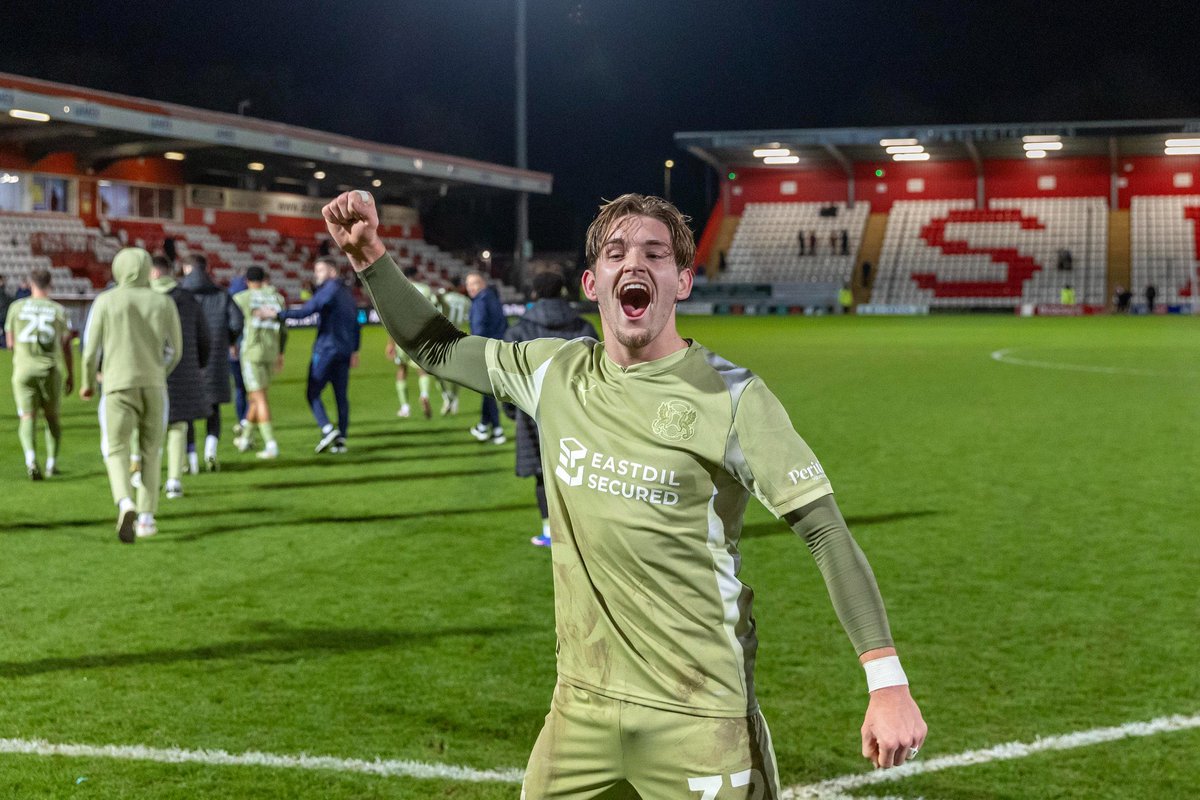 🎉🎉🎉🎉🎉🎉🎉🎉🎉🎉🎉🎉🎉🎉

Wishing Dom Ballard a very Happy birthday!!

Have a great day 👍🏻 #lofc