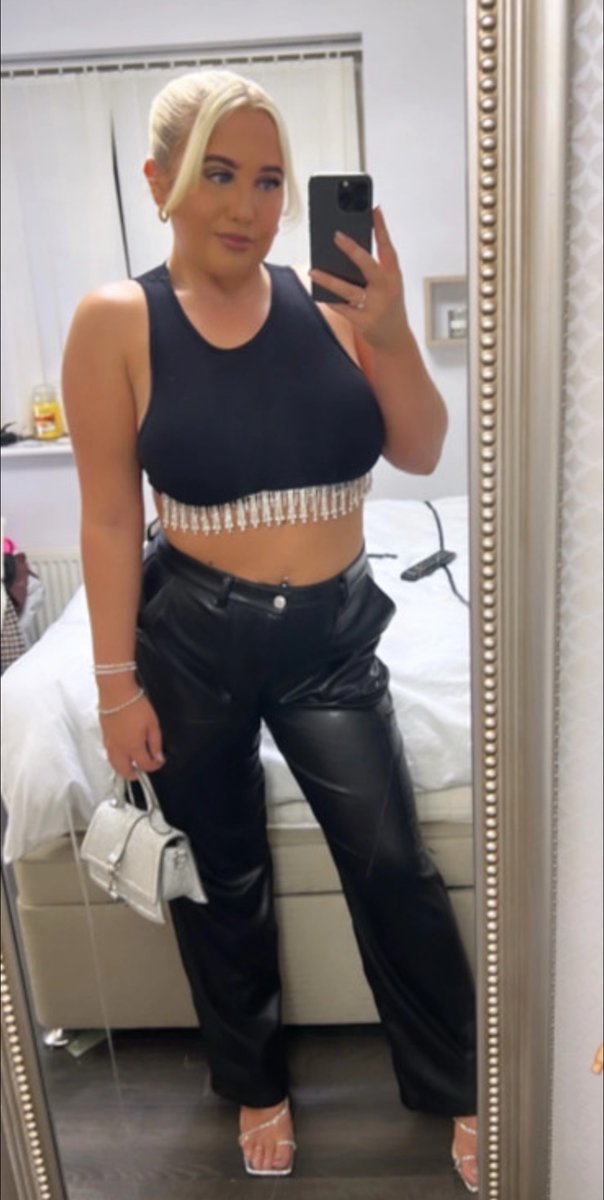 Following tweet media