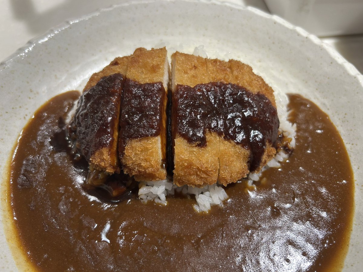SilverSapphire's tweet photo. 帰る前に、遅めの昼飯🍛 https://t.co/aACLb9GQSX
