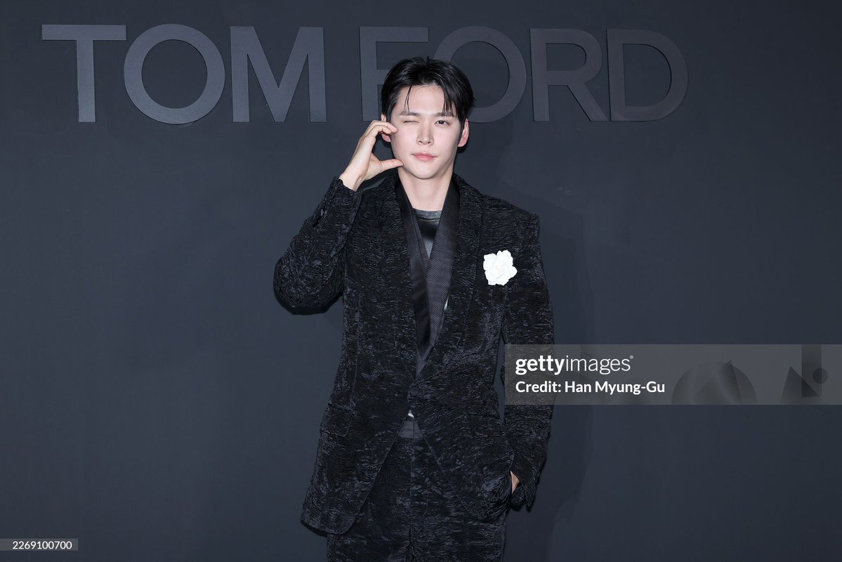 𝙟𝙚𝙩 tweet media