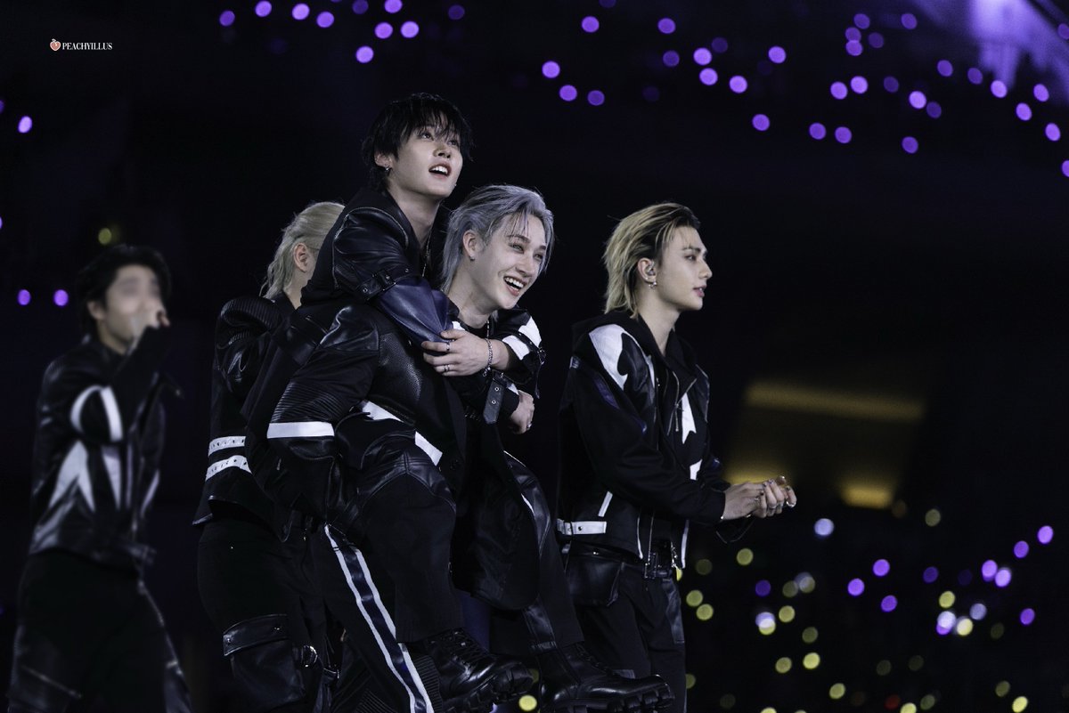 peachyillus_official tweet media