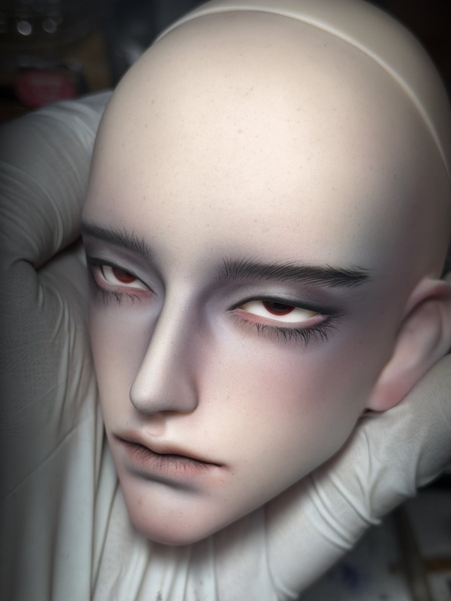 데비 Debby tweet media