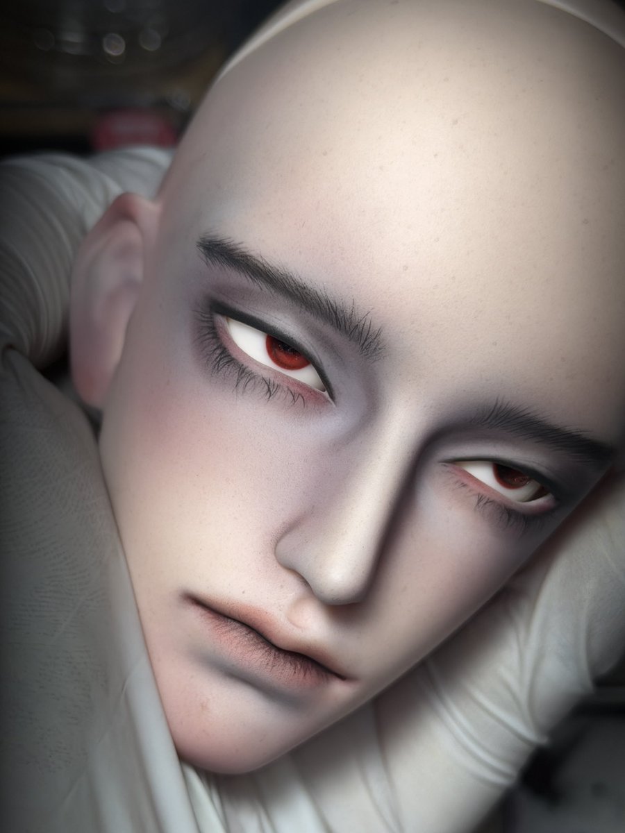 데비 Debby tweet media