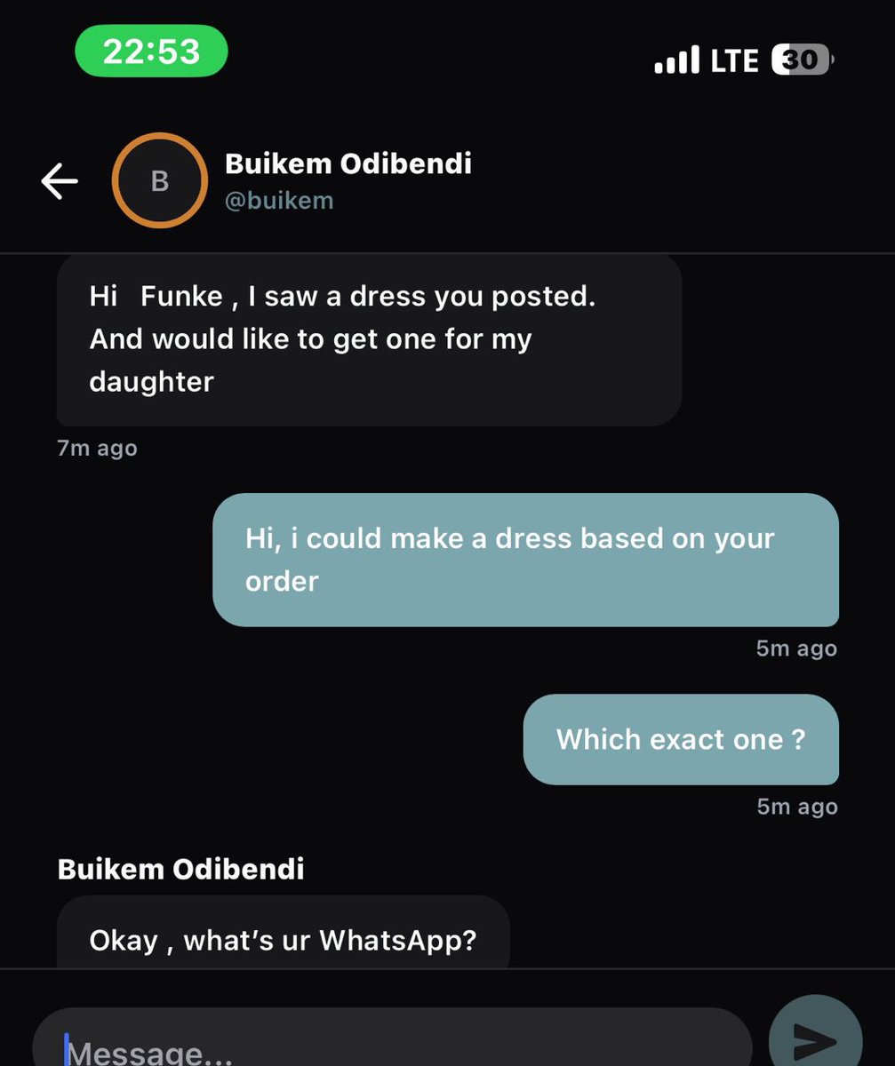 Oluwafunke 🌸 tweet media