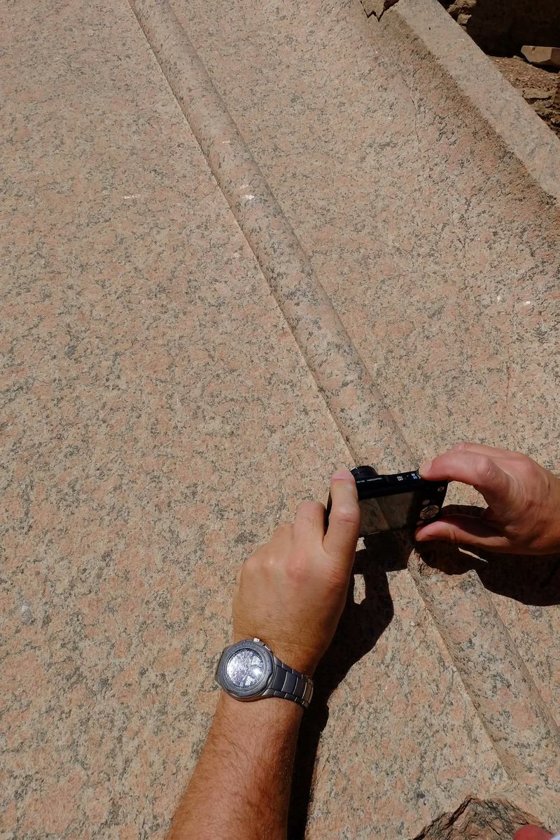 UFO mania tweet media