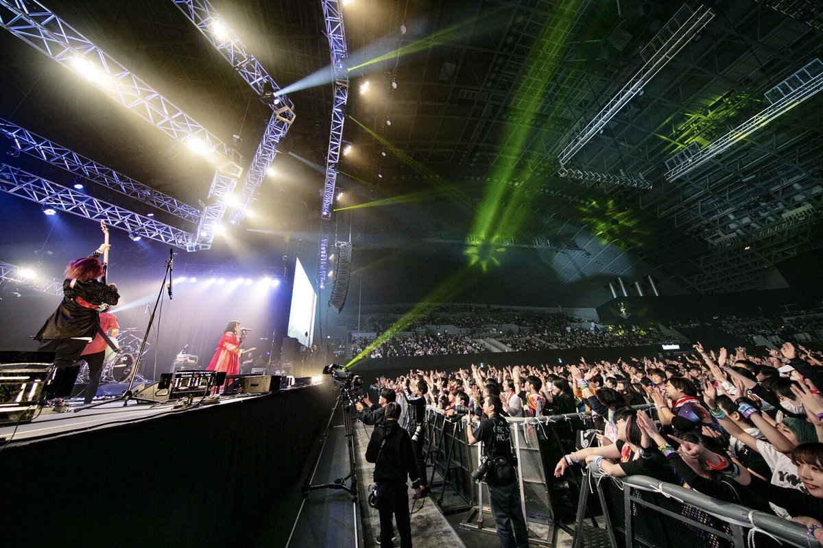 chameleon_1123's tweet photo. エイプリルフールにも『嘘』とつくのに誰も嘘つけないタイプのバンド嘘とカメレオンは活動お休み中ですが、結成して本日で

✨✨12年目✨✨

になりました。
今でもたくさん聴いてもらって、5人との思い出を大切にしてもらってるのを感じてます。(愛)

いつもありがとう！！これからもよろしく！ https://t.co/6bVIl8DLnO
