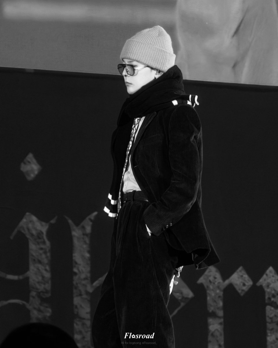 ꜰʟᴏ.ꜱ tweet media