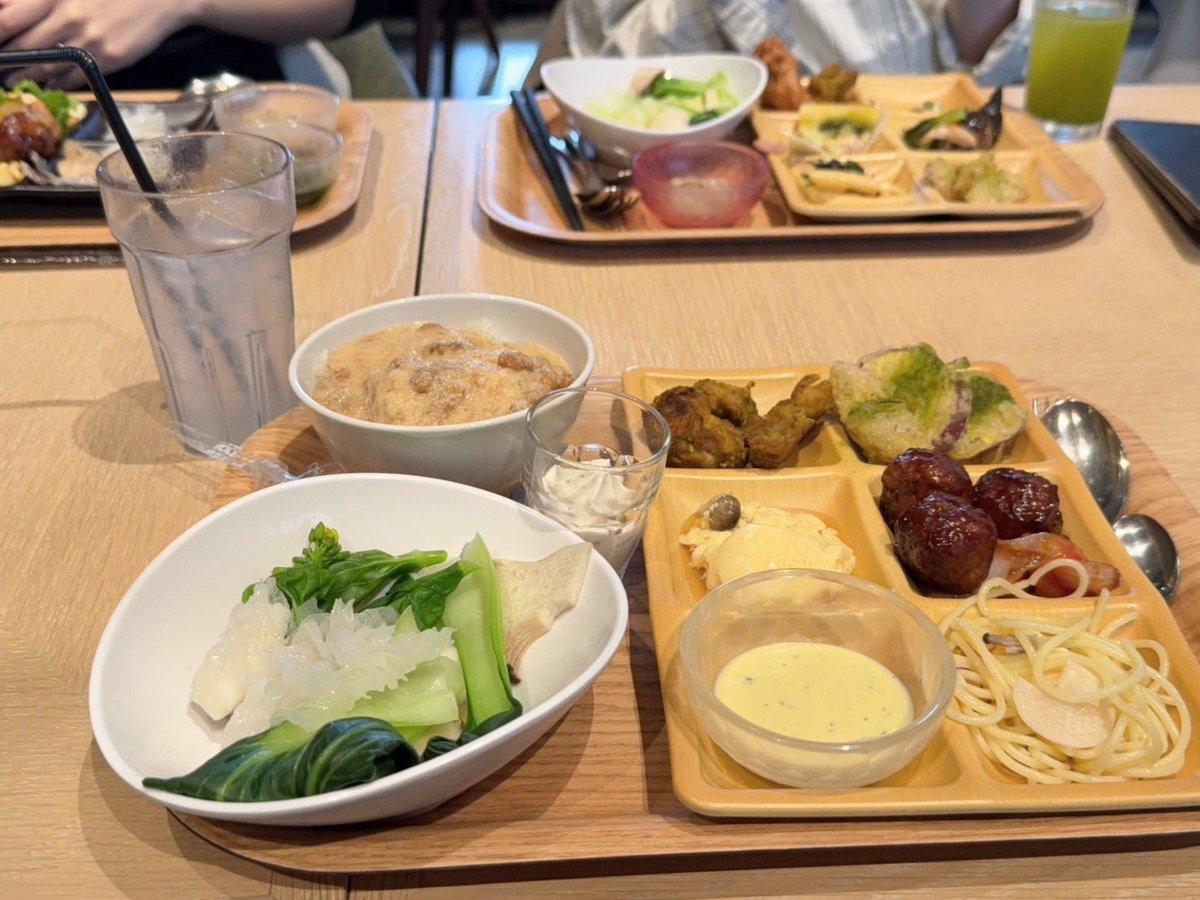 かおりん tweet media