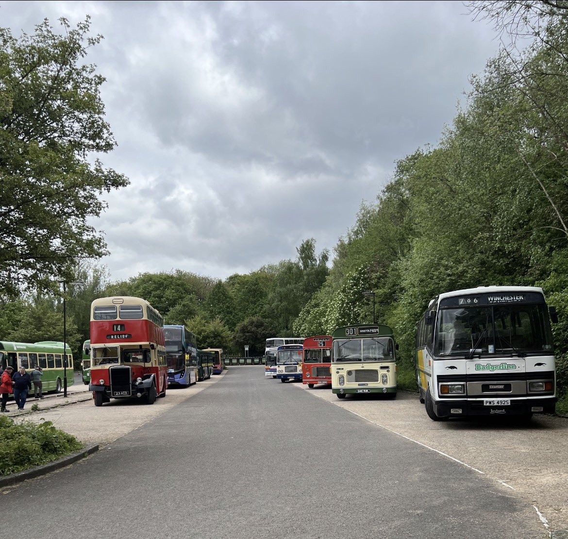 FoKAB1985 tweet media