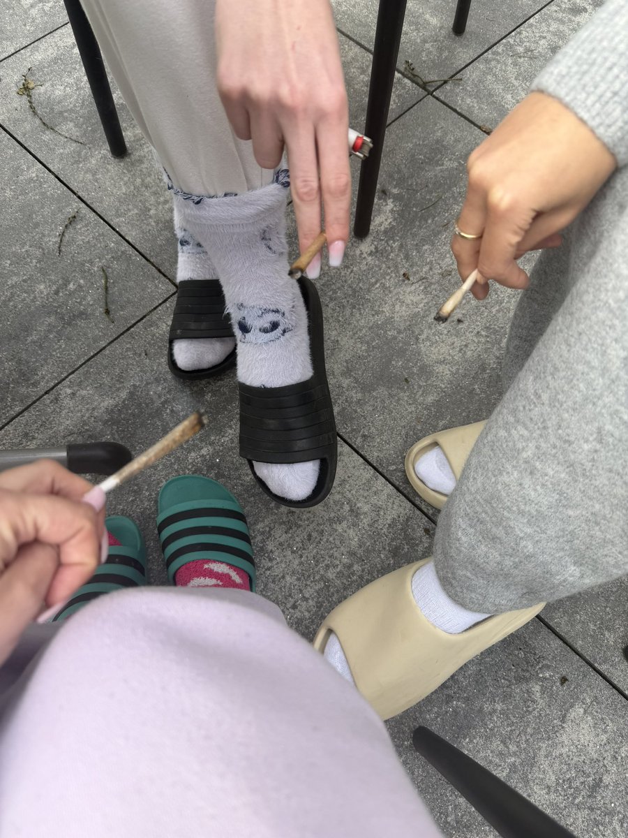 Goodmorning, open ur mouth