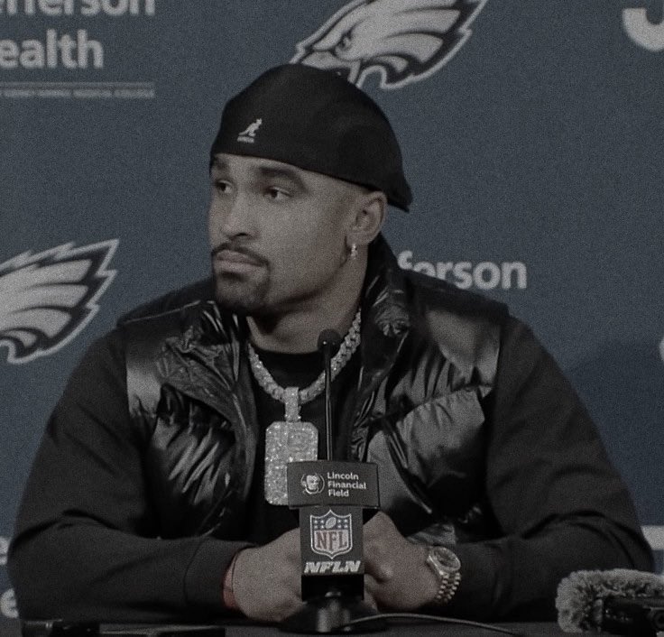 ❶ LOVE, HURTS tweet media