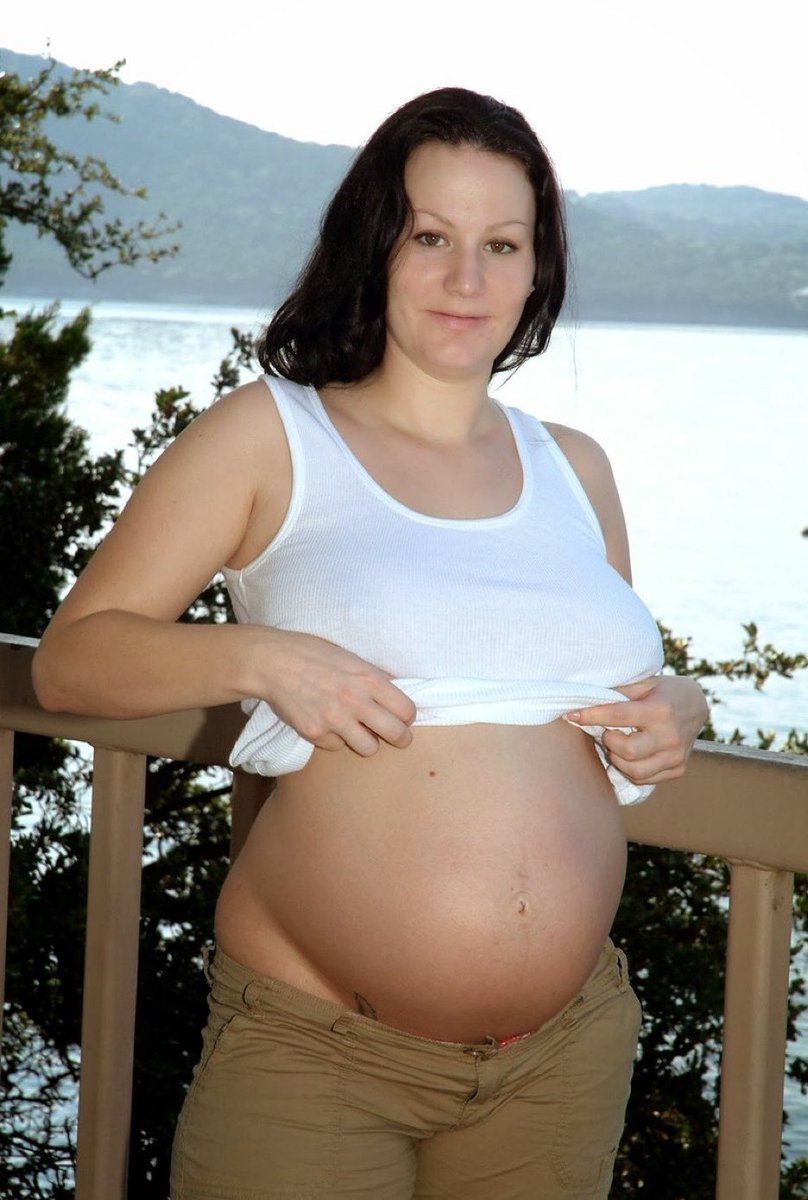 PregnantAF tweet media