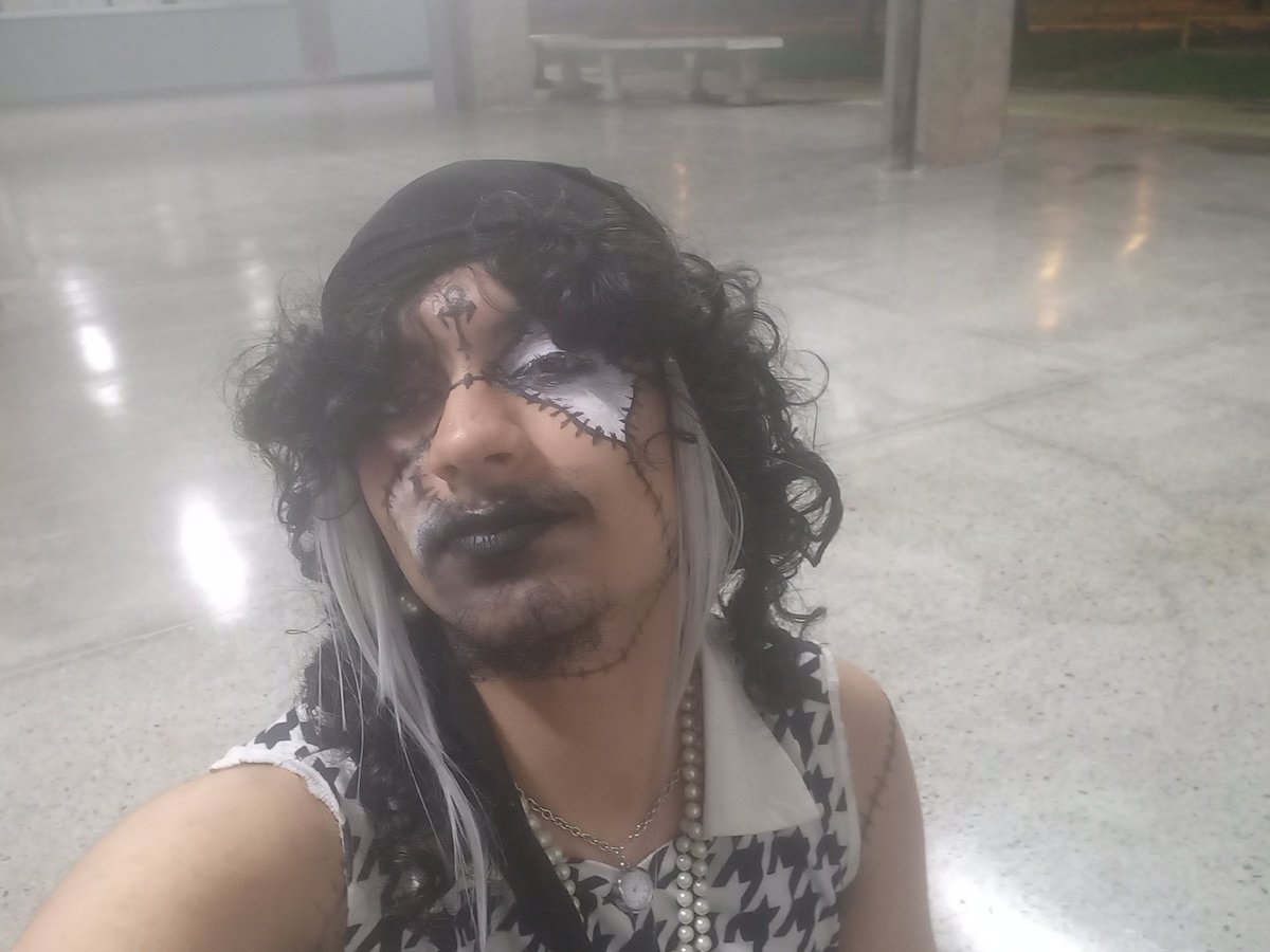 ultravioleNt tweet media