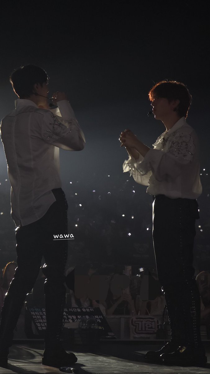 wawajae_'s tweet photo. ni lah perbincangan serious hyungki  rupanya hahaha 🤣 https://t.co/9w3QUSgK1H