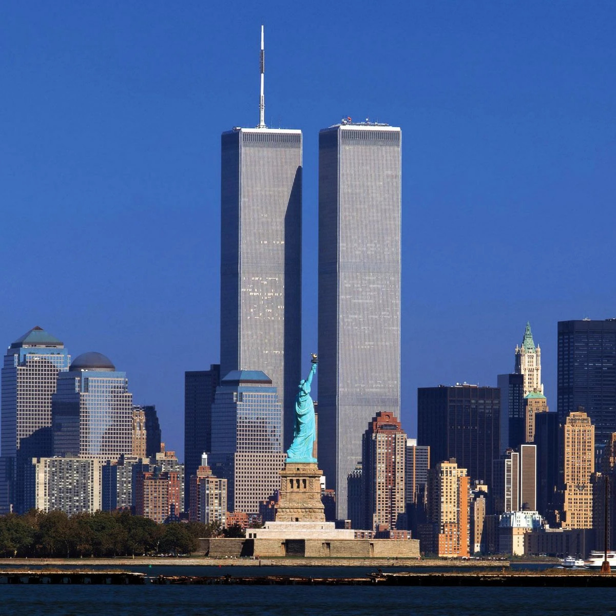 DiscussingPickle tweet media