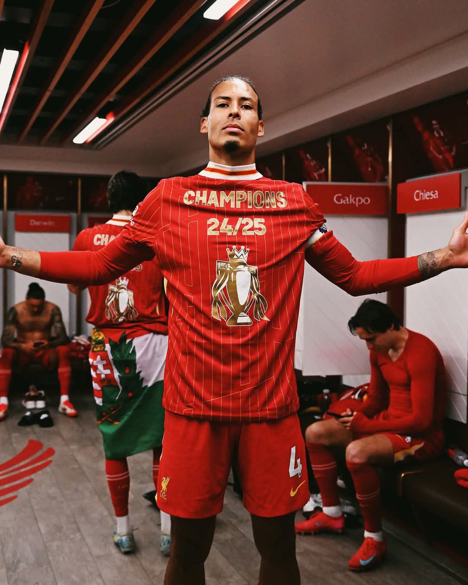 𝒏𝒖𝒈𝒔 tweet media