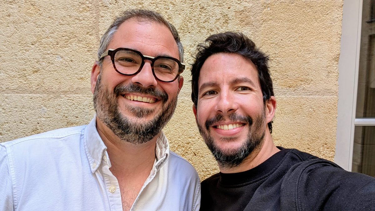 FrenchTechBdx's tweet image. Après presque un an à la présidence de La #FrenchTech #Bordeaux, Hakim Baka passe le flambeau à Maxime Doreau 🐓

Ce board a été construit dans le collectif, il a été naturel pour Hakim de prévoir une alternance à mi-mandat avec Maxime, qui saura porter cette dynamique 🤝