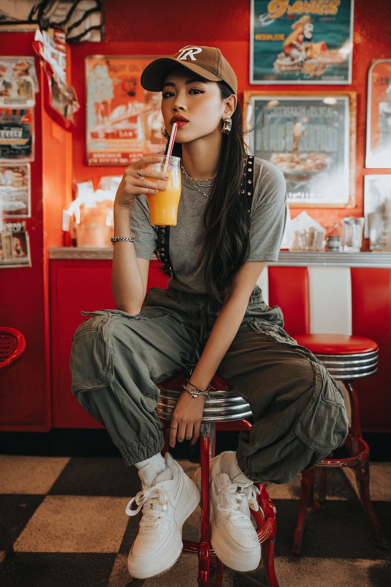 underwood tweet media