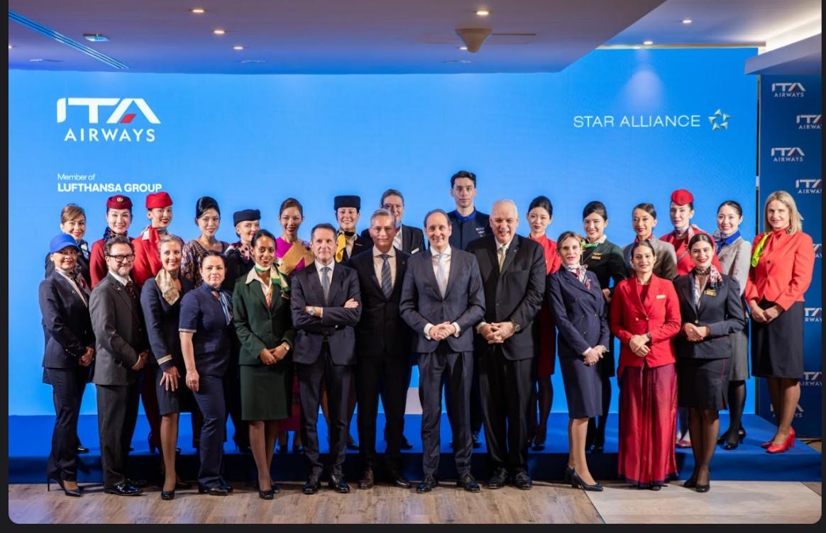 Polskie Linie Lotnicze LOT tweet media