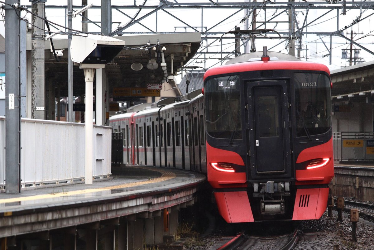 mi_1742's tweet photo. 2026/04/01(水) 常滑・名鉄名古屋本線
名古屋鉄道 入社式 団体列車
2003F 9521F+9121F https://t.co/8GAogmpDxK