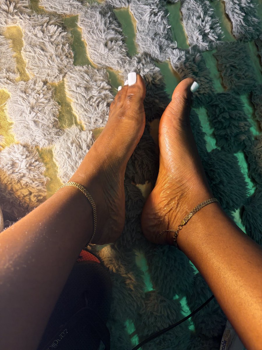 Juicygal✨👣 tweet media