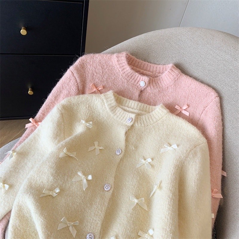 ap77551178's tweet photo. Cardigan pita https://t.co/eg2tQkuHvj https://t.co/KmJB2hLwZm