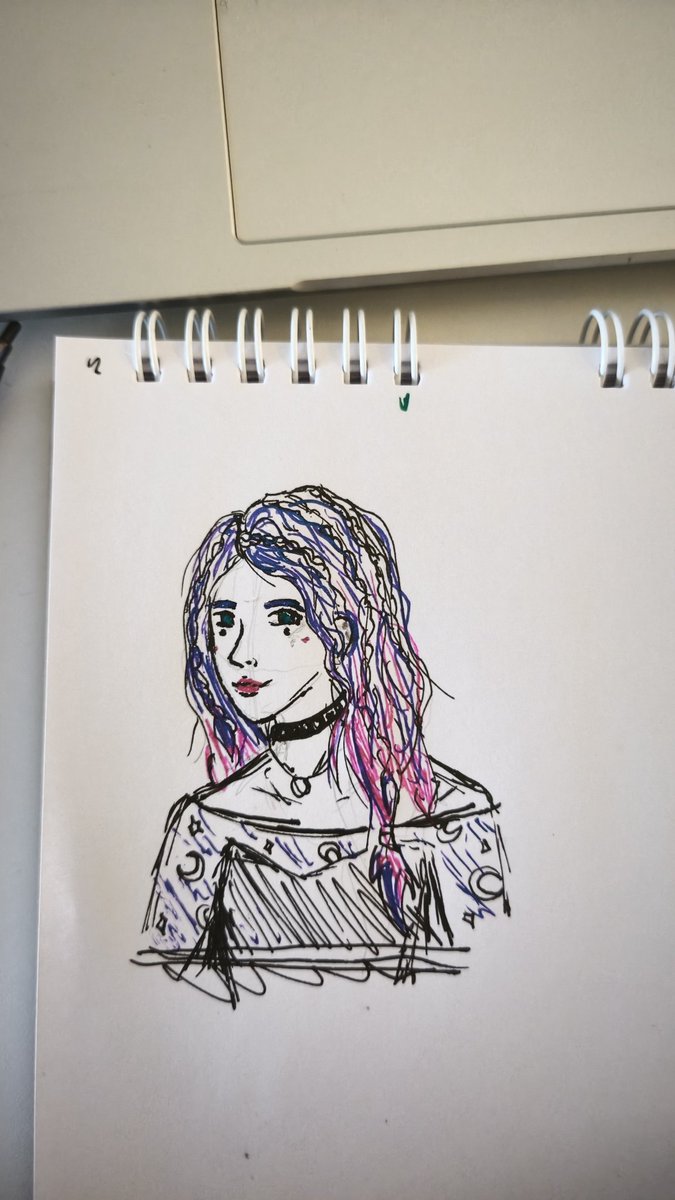 ClauRg23's tweet image. ola he hecho un boceto super rápido de mi su, hare un dibujo bien hecho en estos dias jsjs adivinad que ruta es #cdmtwt #cdm #cdmu