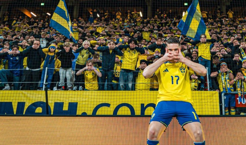 preciousAFC tweet media