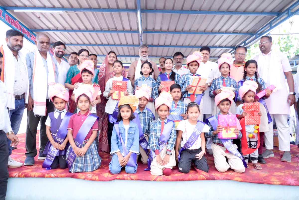 Prahlad Singh Patel ( वृक्ष से जल, जल से जीवन) tweet media