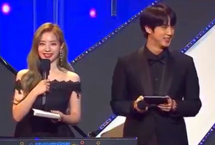 TWICE’s Dahyun and BTS's Jin are announced as the MC for MAMA Awards 2026 in Osaka on November 20 and 21
