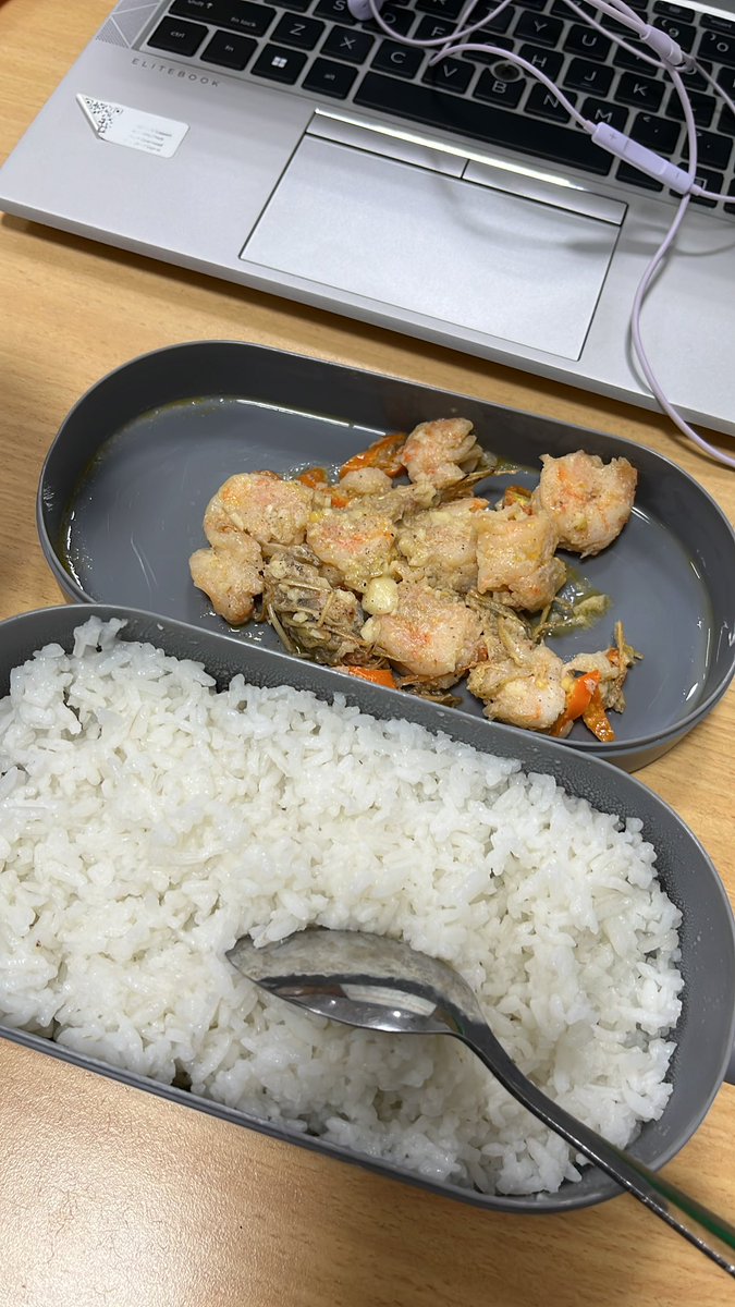 gigiiiiii tweet media