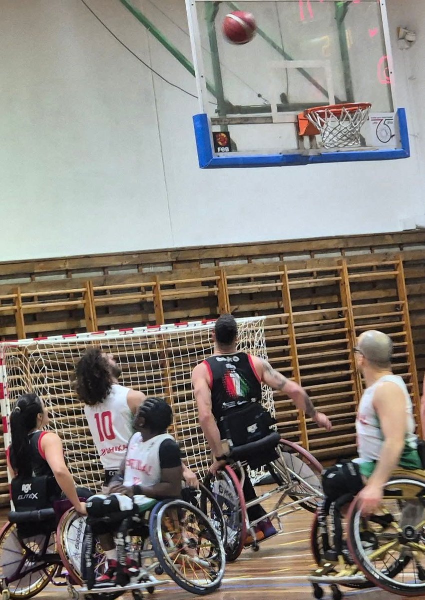 BilbaoBSR's tweet photo. BBK BIDAIDEAK 81 PORTUGAL 38.
La selección lusa no fue rival para los bilbainos que quisieron mostrar una imagen seria en su debut ante una selección nacional. https://t.co/BT4UulFeQj