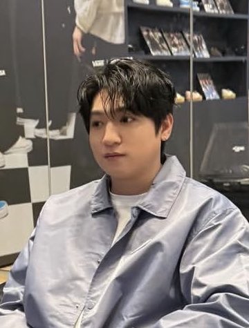 mellbbangee's tweet photo. 모옹~~.. 한 딩굴바보곰도리 https://t.co/d3cOH0xC2s