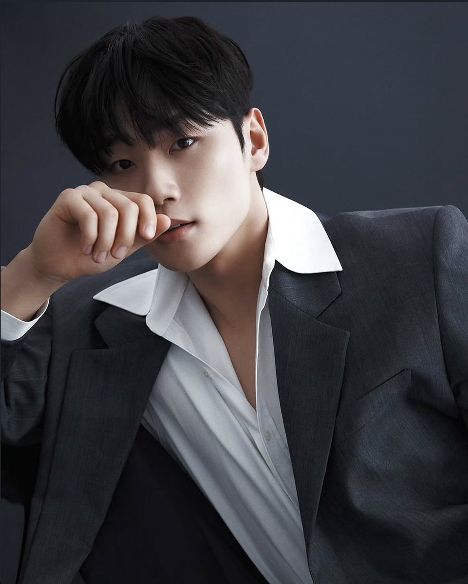 shin ⋆˚꩜。 is seeing ateez tweet media