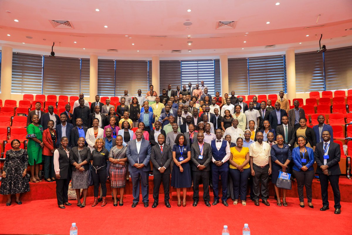 URSBHQ's tweet image. 🧵1/3 URSB's Business Rescue &amp;amp; Aftercare Programme (BRAP) M&amp;amp;E validation meeting brought together entrepreneurs from cohorts 1–3 to assess impact, close gaps &amp;amp; refine training. Feedback from the ground shapes better, more resilient businesses. 

#BRAP #BusinessRescue #URSB