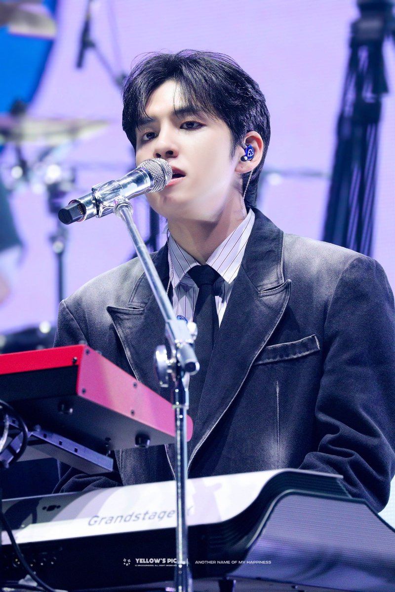 ʏᴇʟʟᴏᴡ tweet media