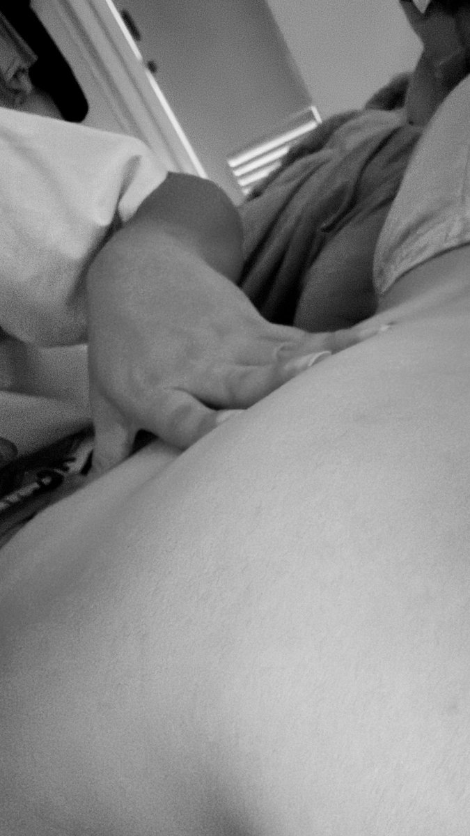 Ros & La tweet media