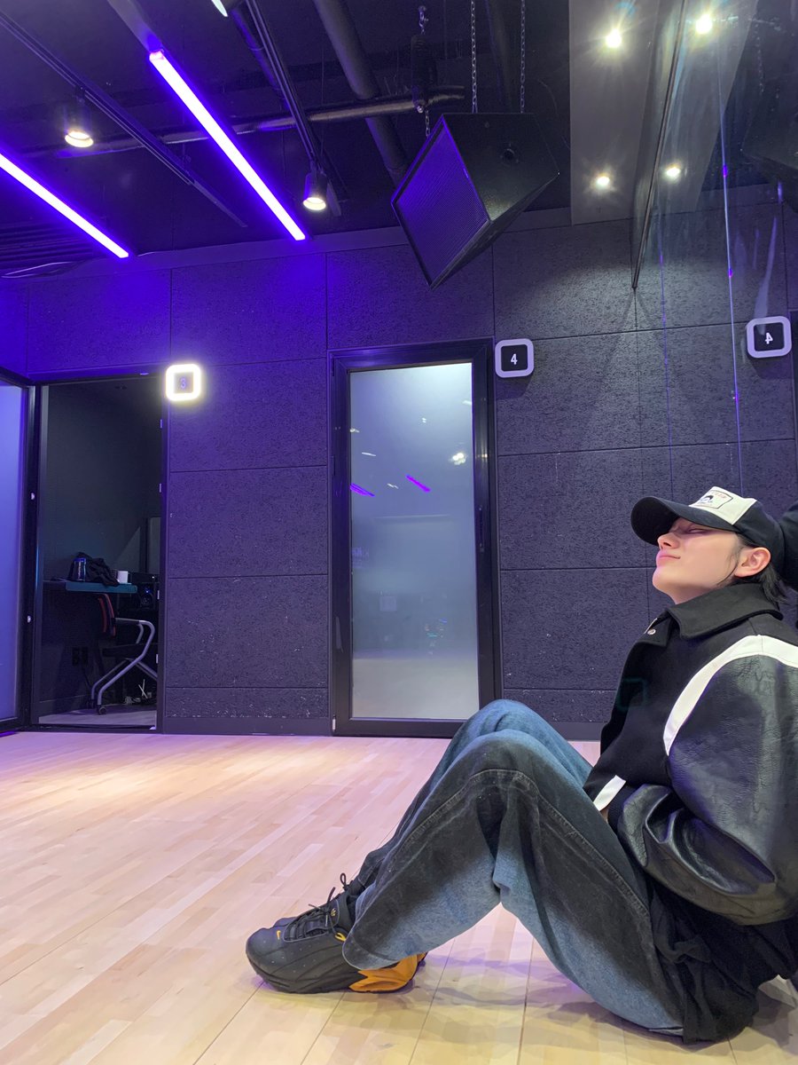 daily sungho tweet media