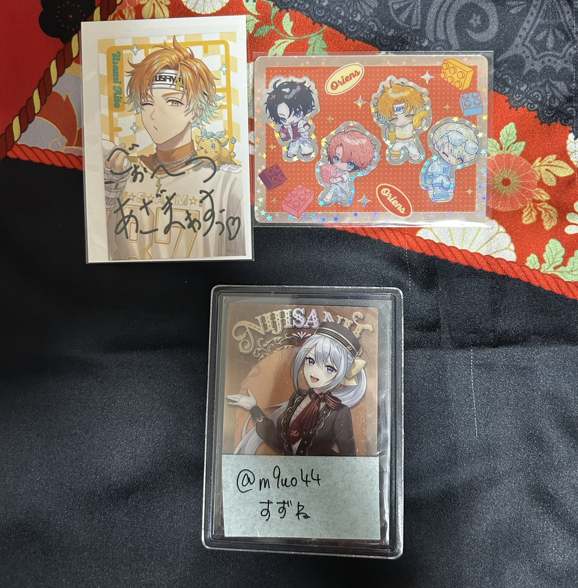 すずね tweet media