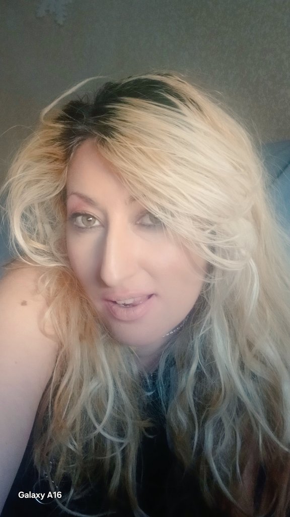 Amanda Halmaya tweet media