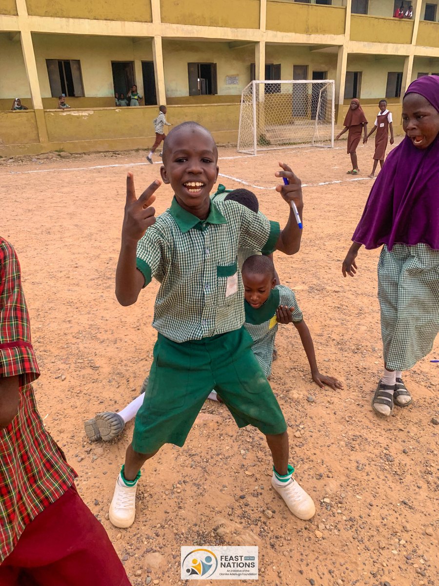 Feast4thenation's tweet photo. Last week, we showed up in Oke-Aremo! 

One meal. Many smiles. Real impact.

From the laughter to the quiet moments of gratitude, it was a beautiful reminder that a simple meal restores joy and dignity.

Support the impact: Providus Bank | 1307449545
#OneMealOneSmile #Ibadan https://t.co/fQ7EosJC43