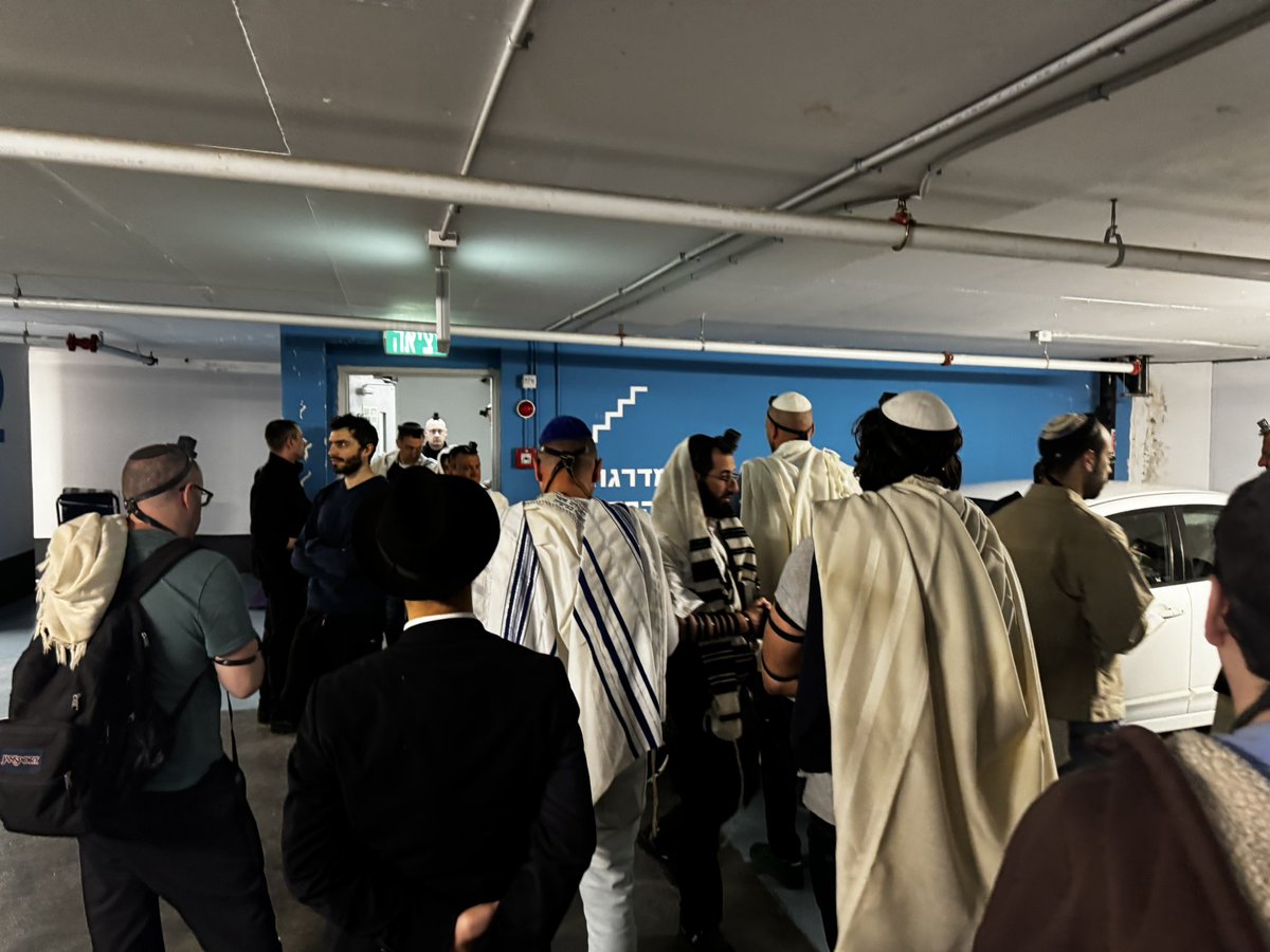 Howard Blas tweet media