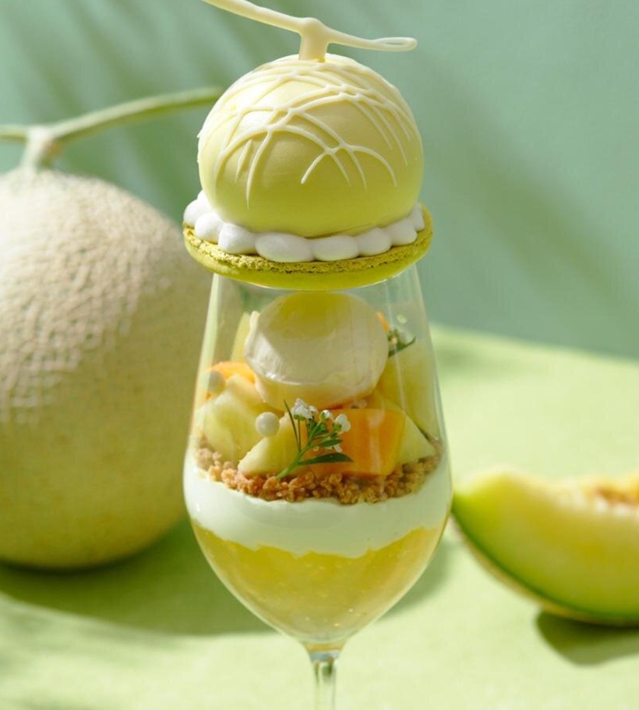 Fashion Press tweet media